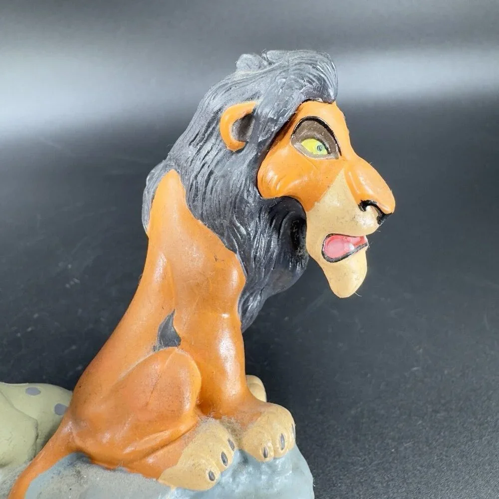 Disney store lil
